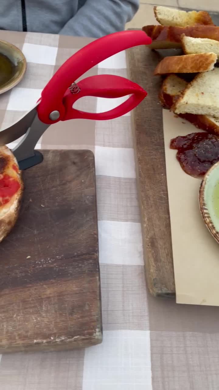 Scaddabush Italian Kitchen & Bar Oakville