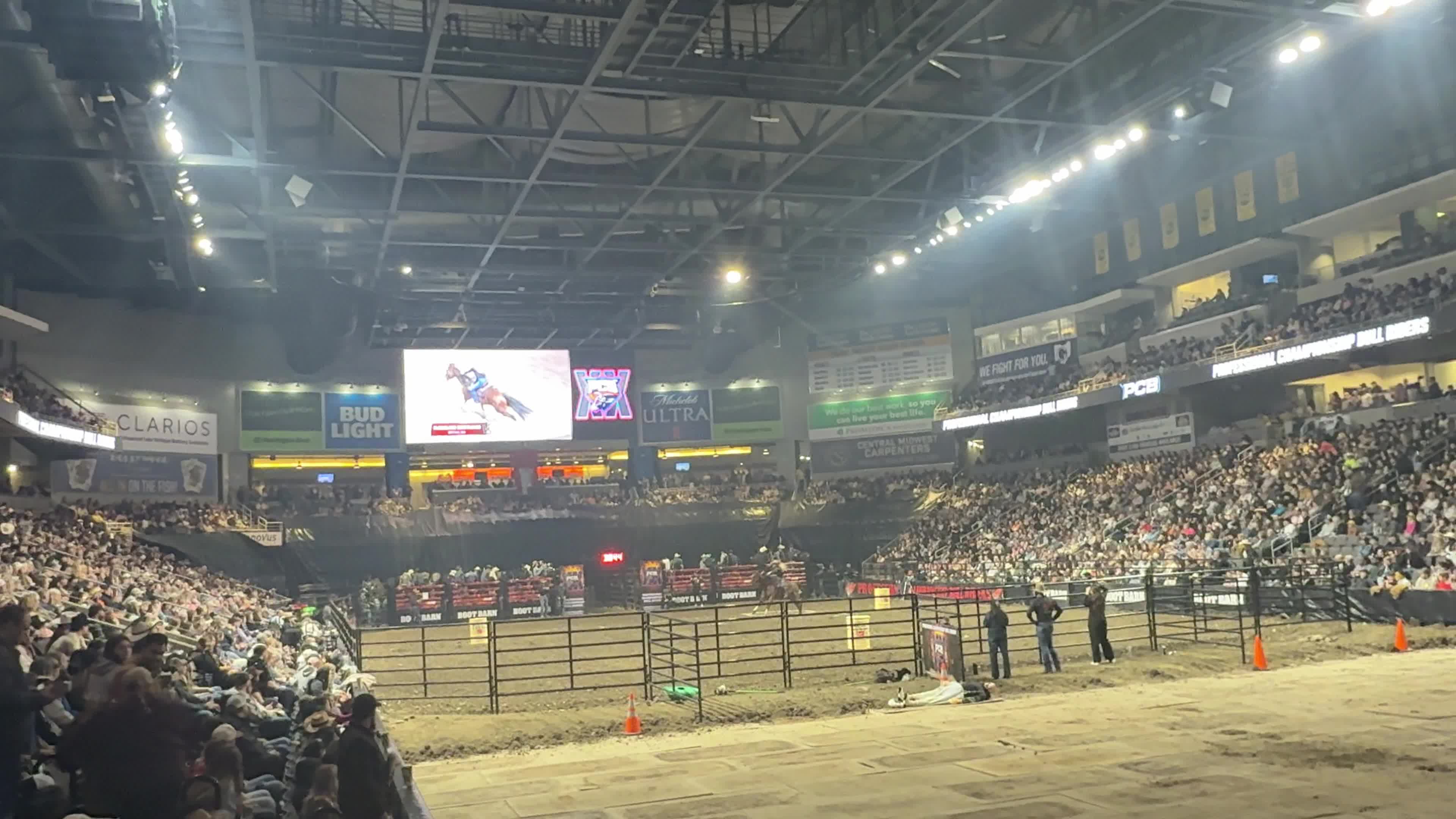 Video review of Huntington Center