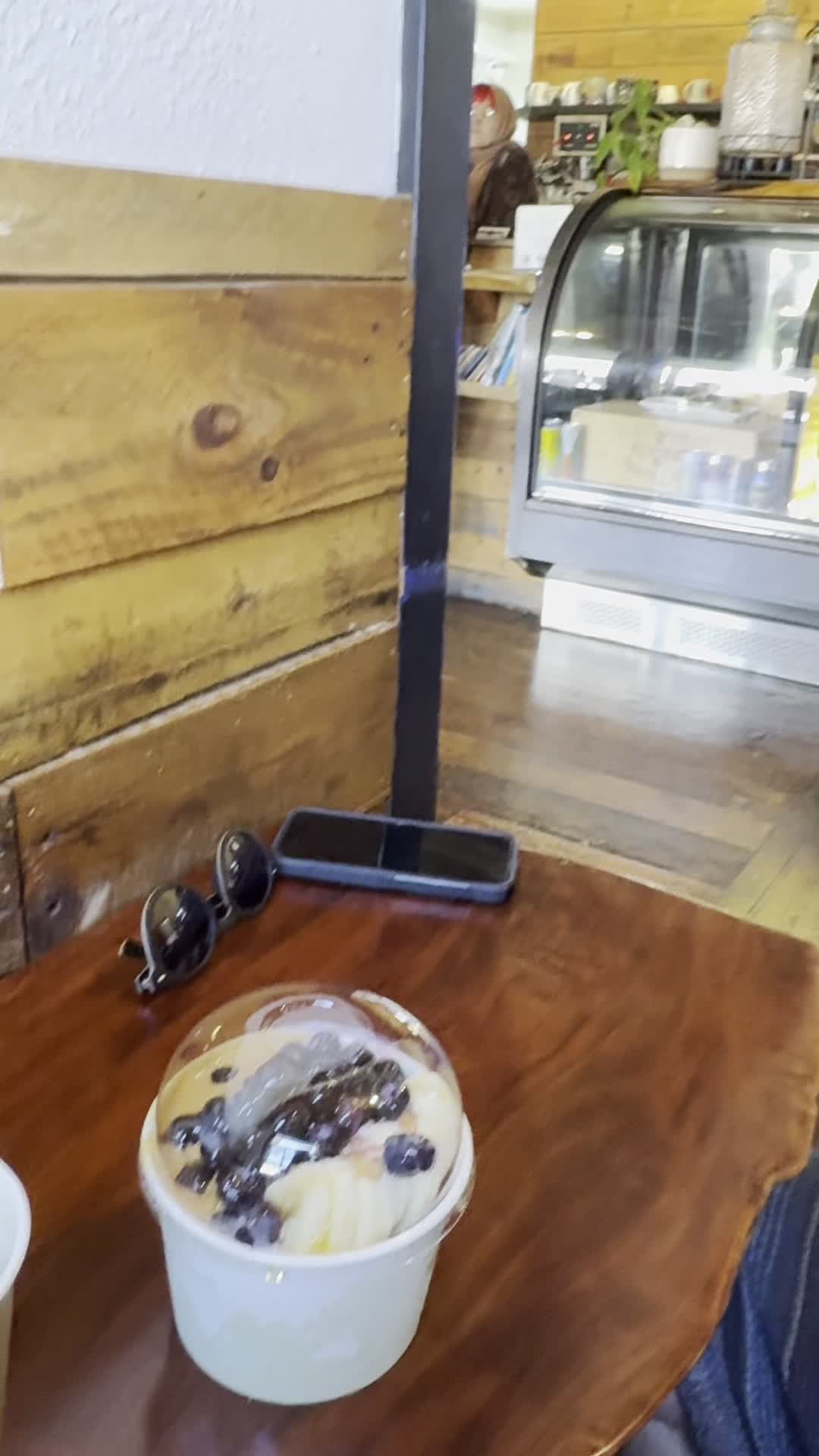 Video review of Waimea Coffee Company