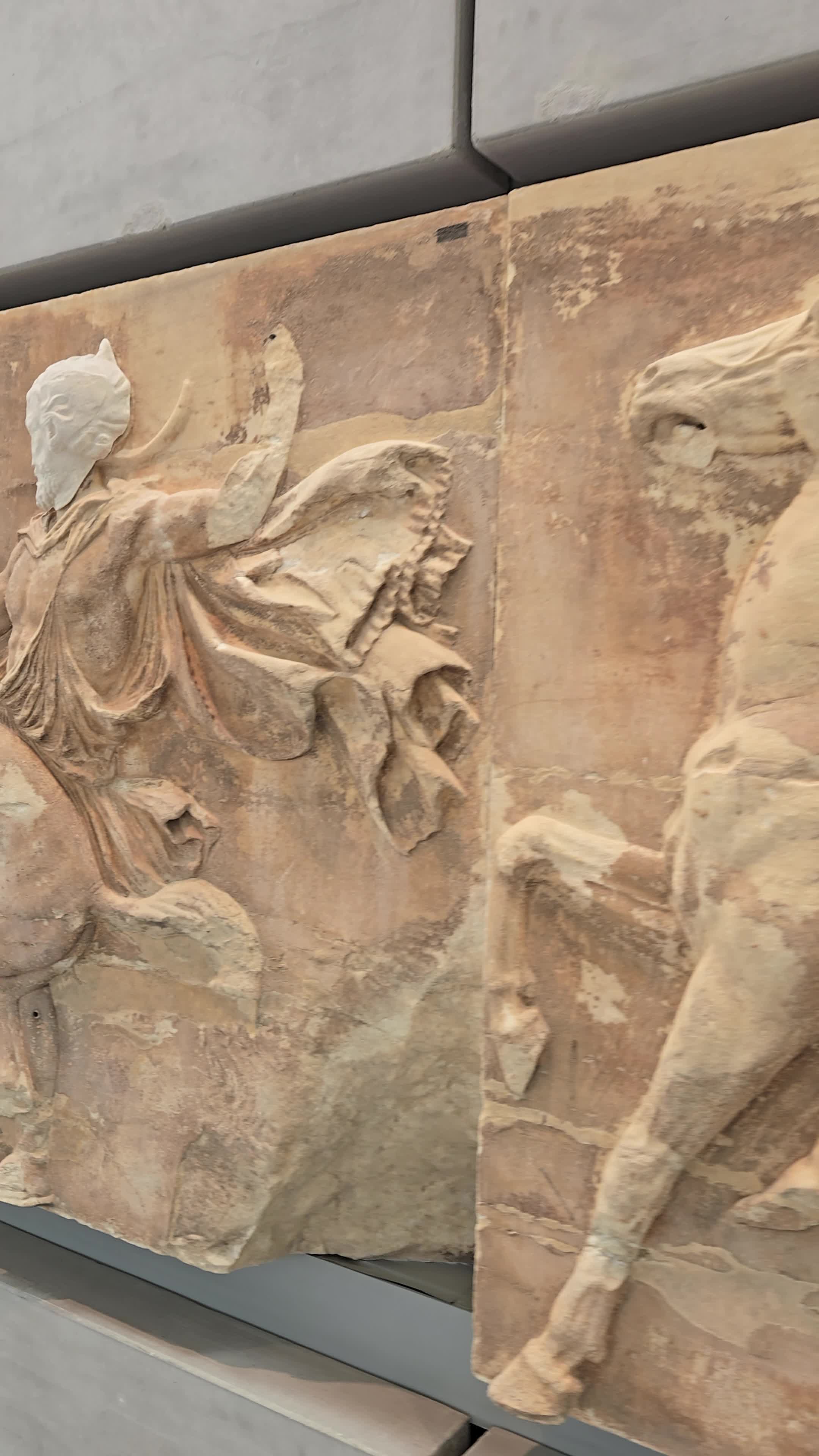 Acropolis Museum (Μουσείο Ακρόπολης)