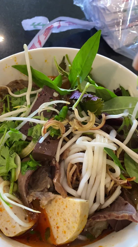 Ngu Binh Restaurant