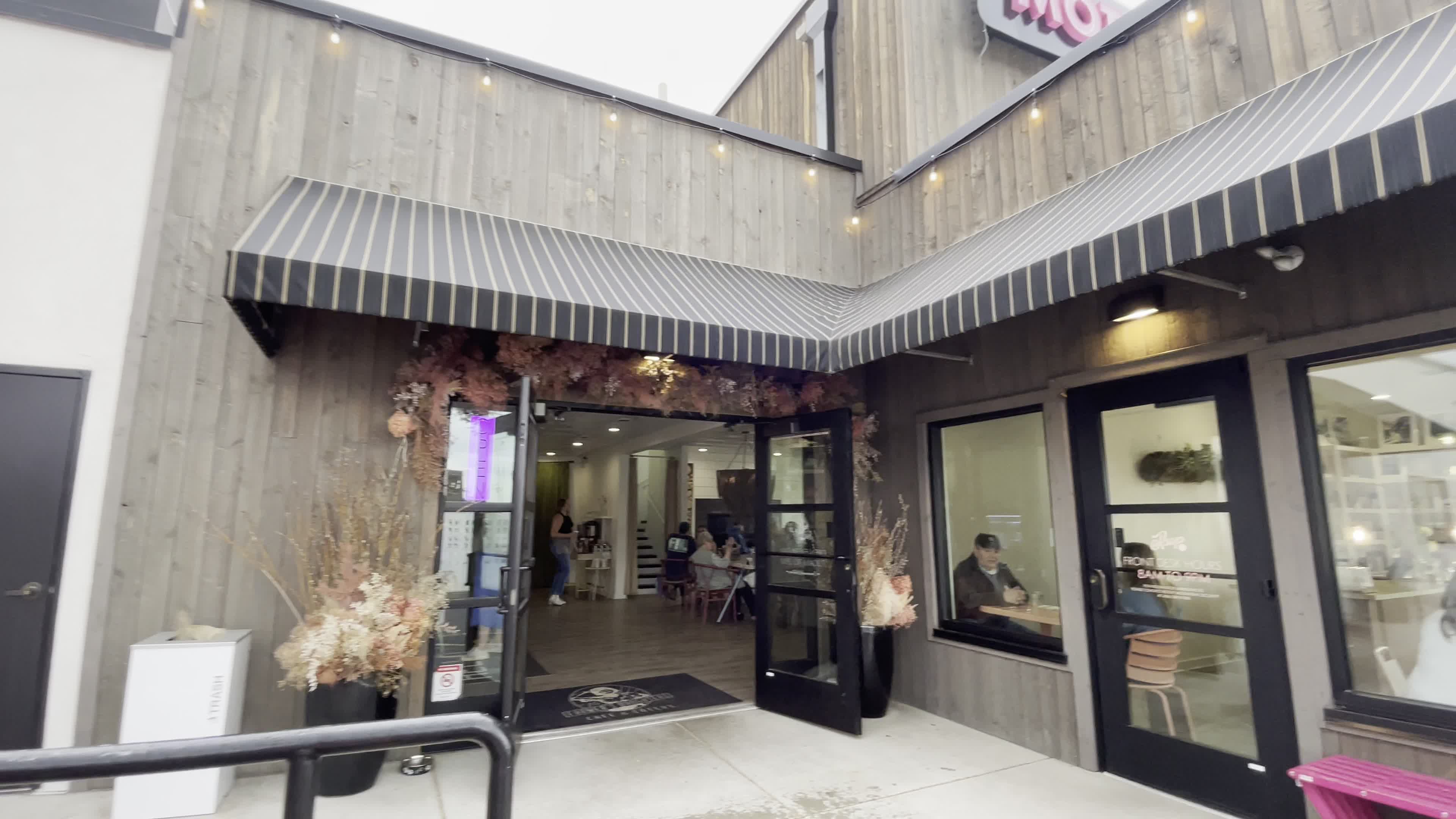 The Farmer’s Daughters