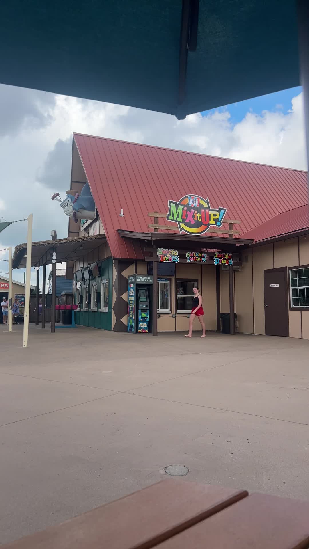 Sharkey's Cafe in Hawaiian Falls
