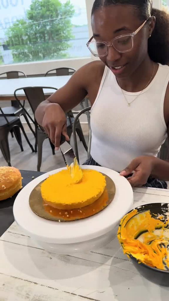 Cake & sip