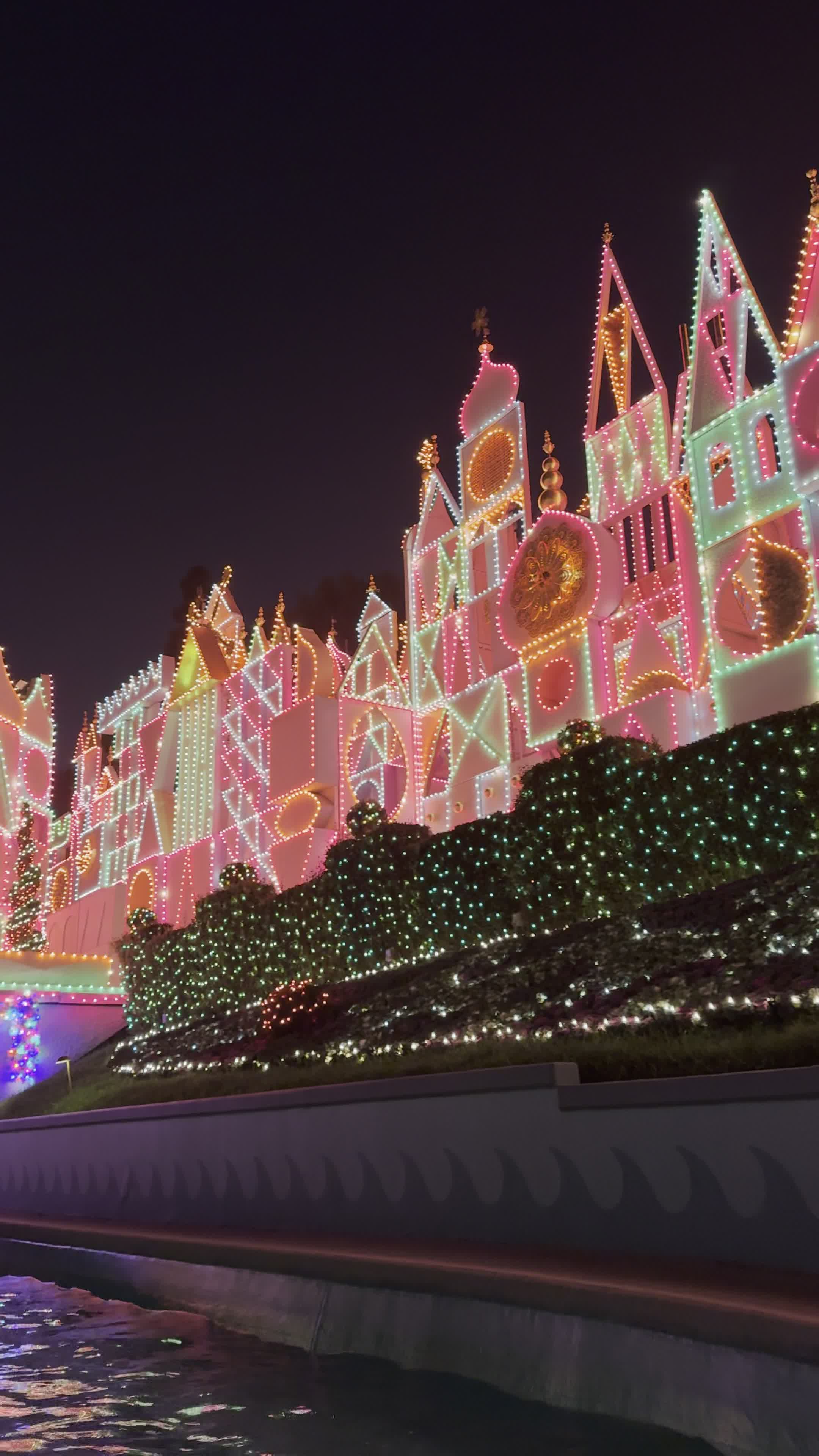 It's A Small World Holiday