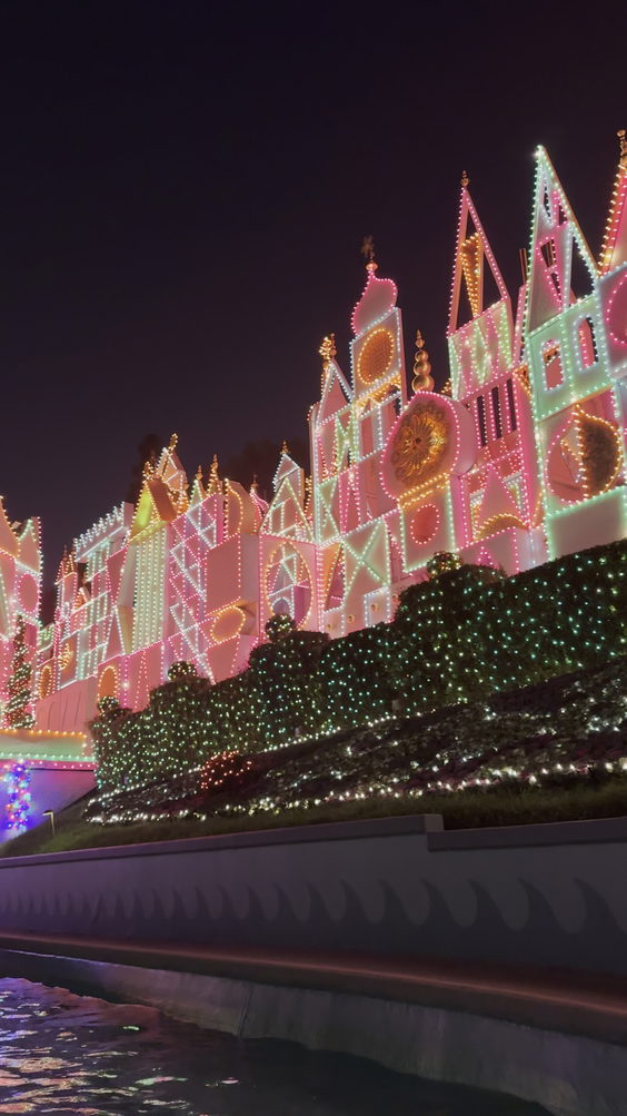 It's A Small World Holiday