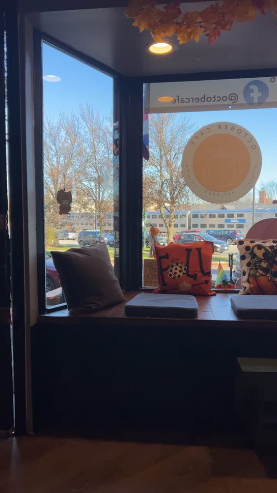 October cafe