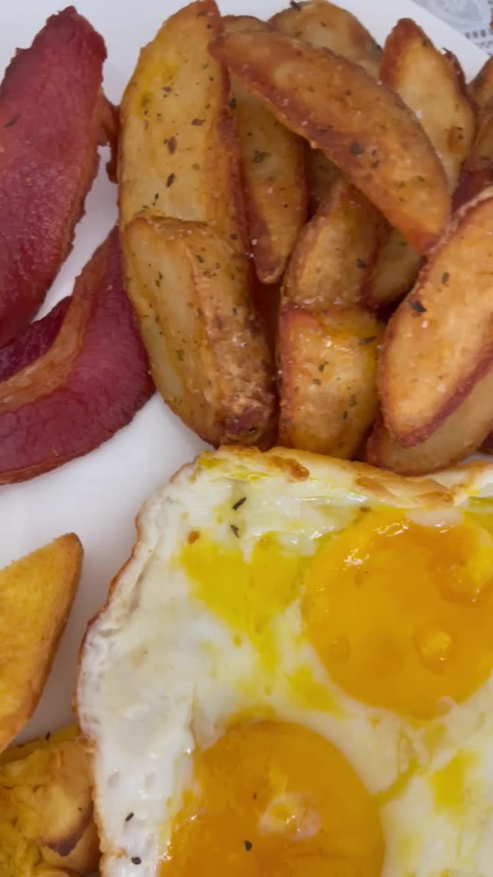 Video review of Boom Breakfast & Co.