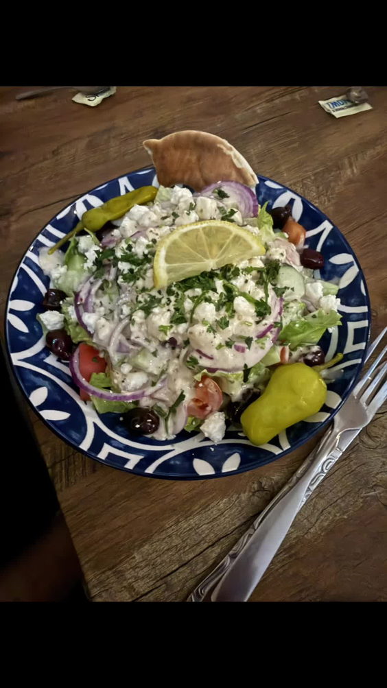 Mio’s Grill & Cafe