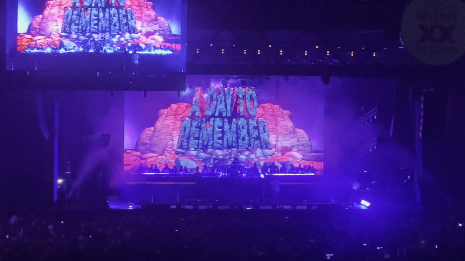 Video review of Dos Equis Pavilion