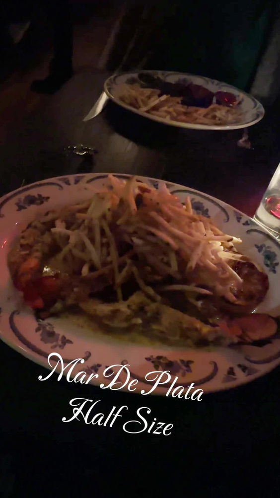 El CHE Steakhouse & Bar