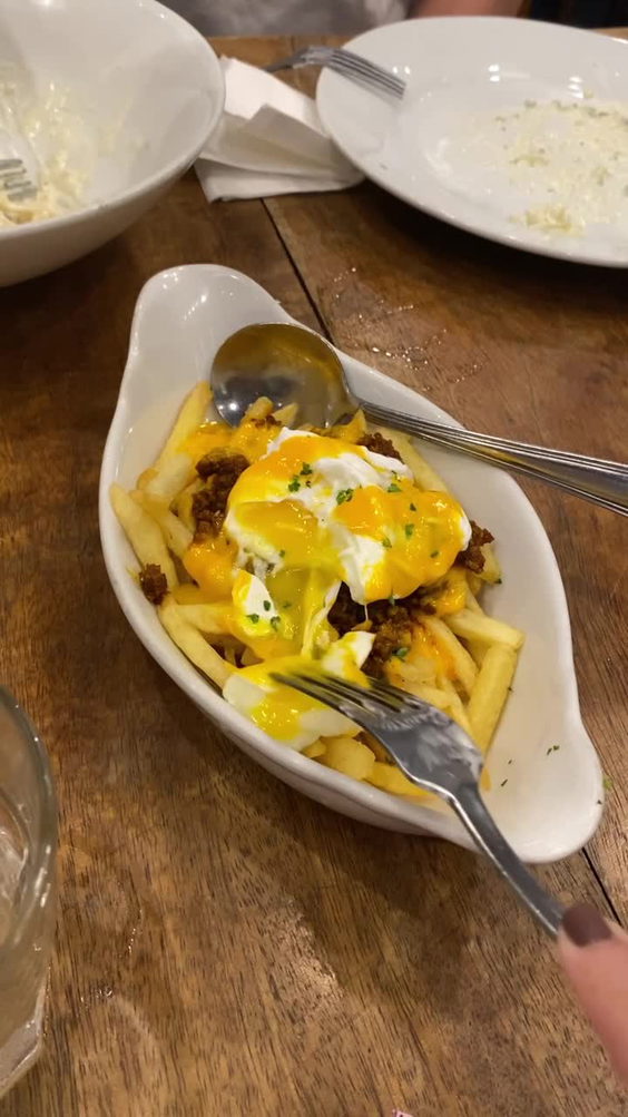Lola Cafe