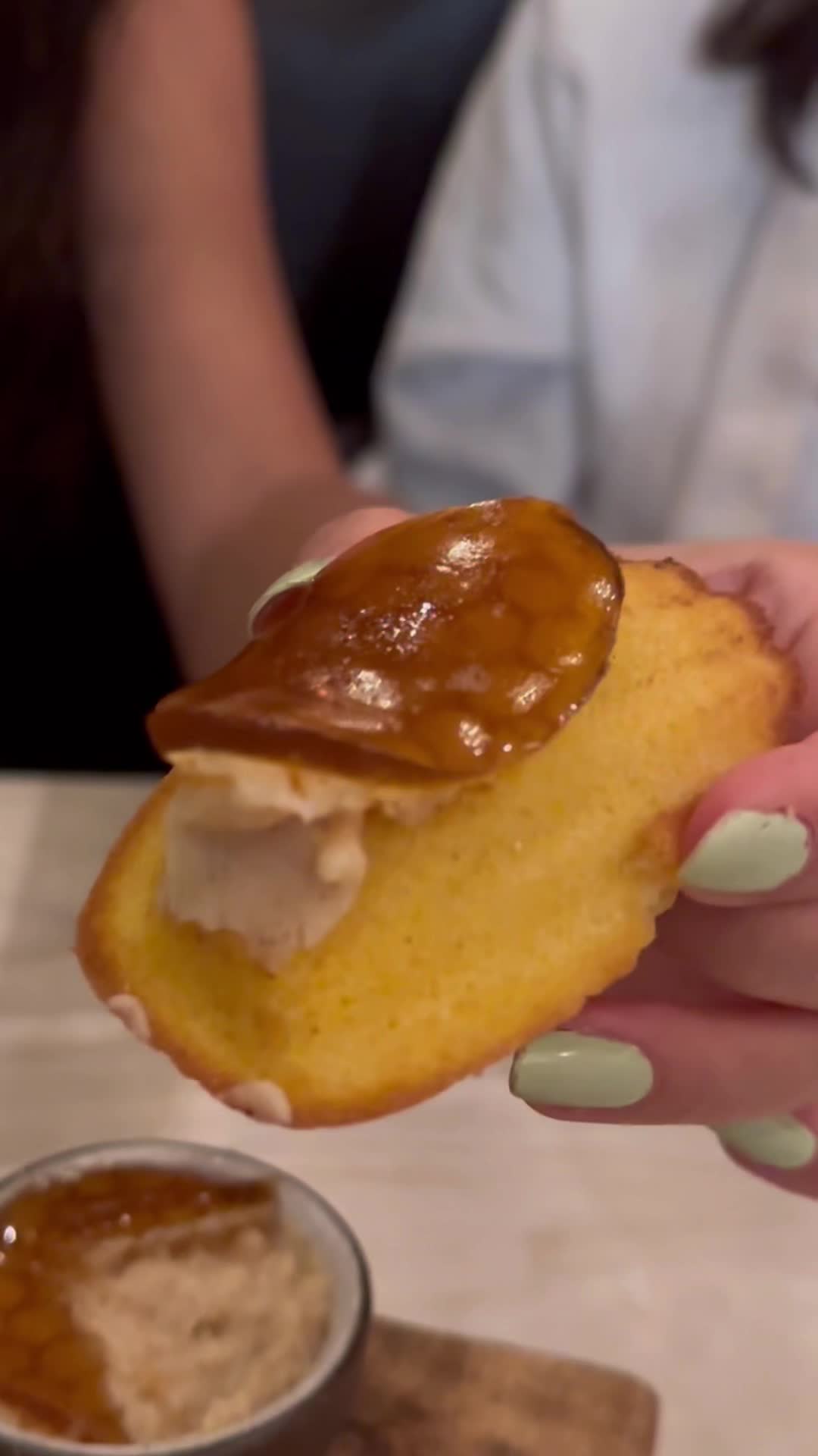 Video review of Senia