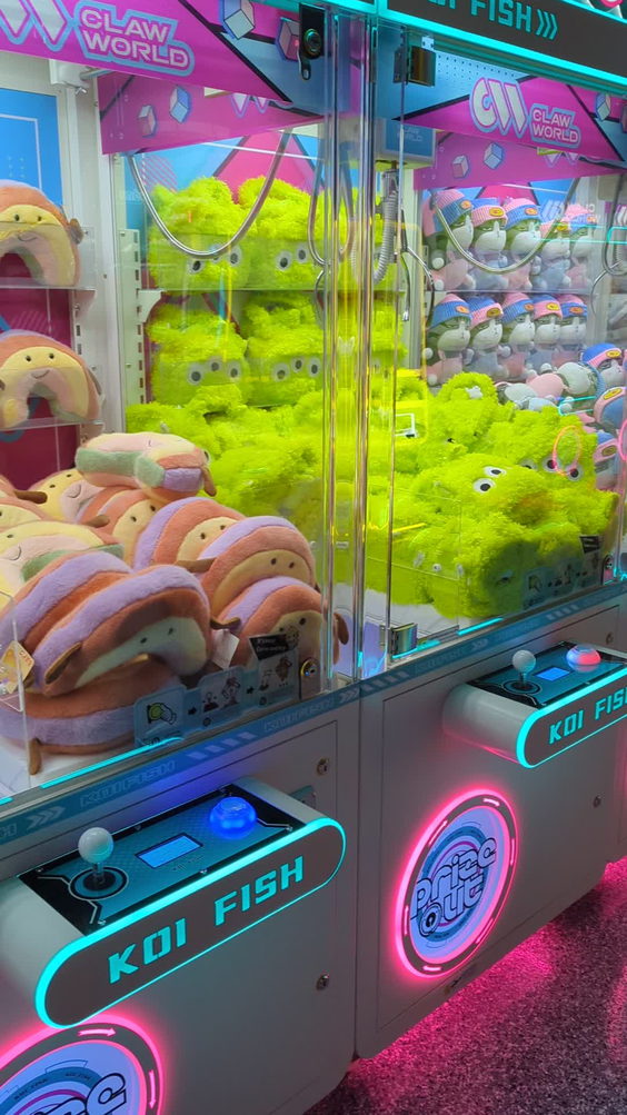 Claw World