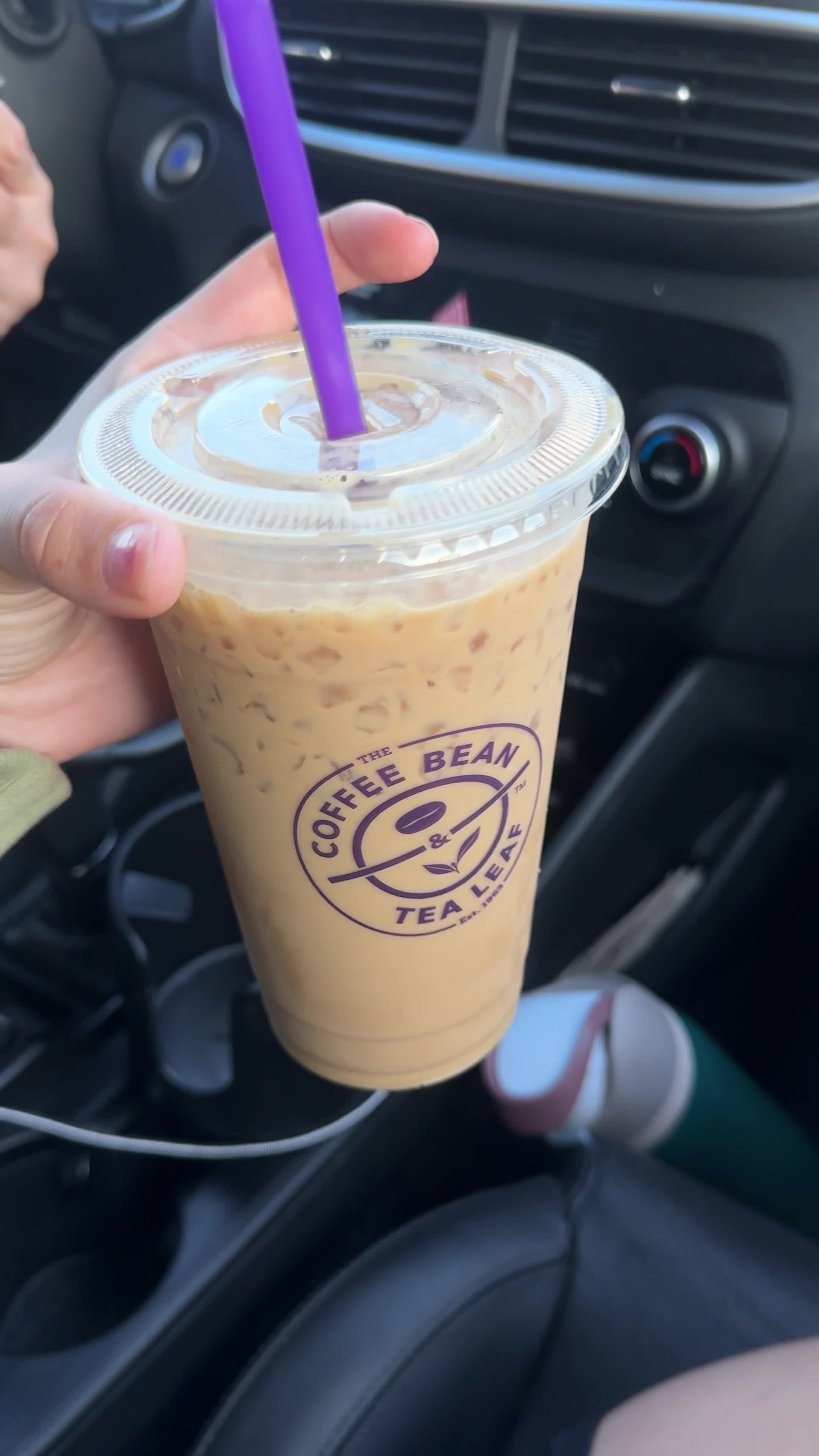 The Coffee Bean & Tea Leaf