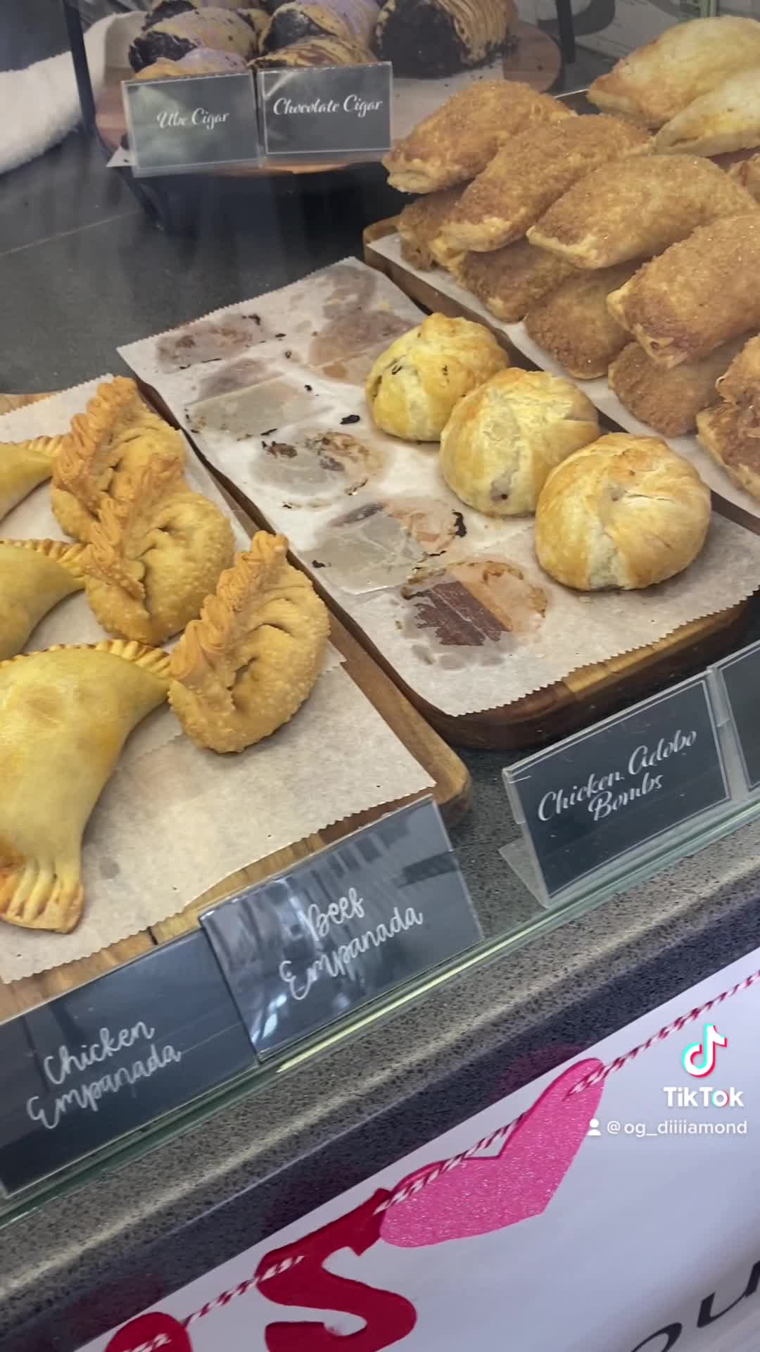 Video review of Kape Republik