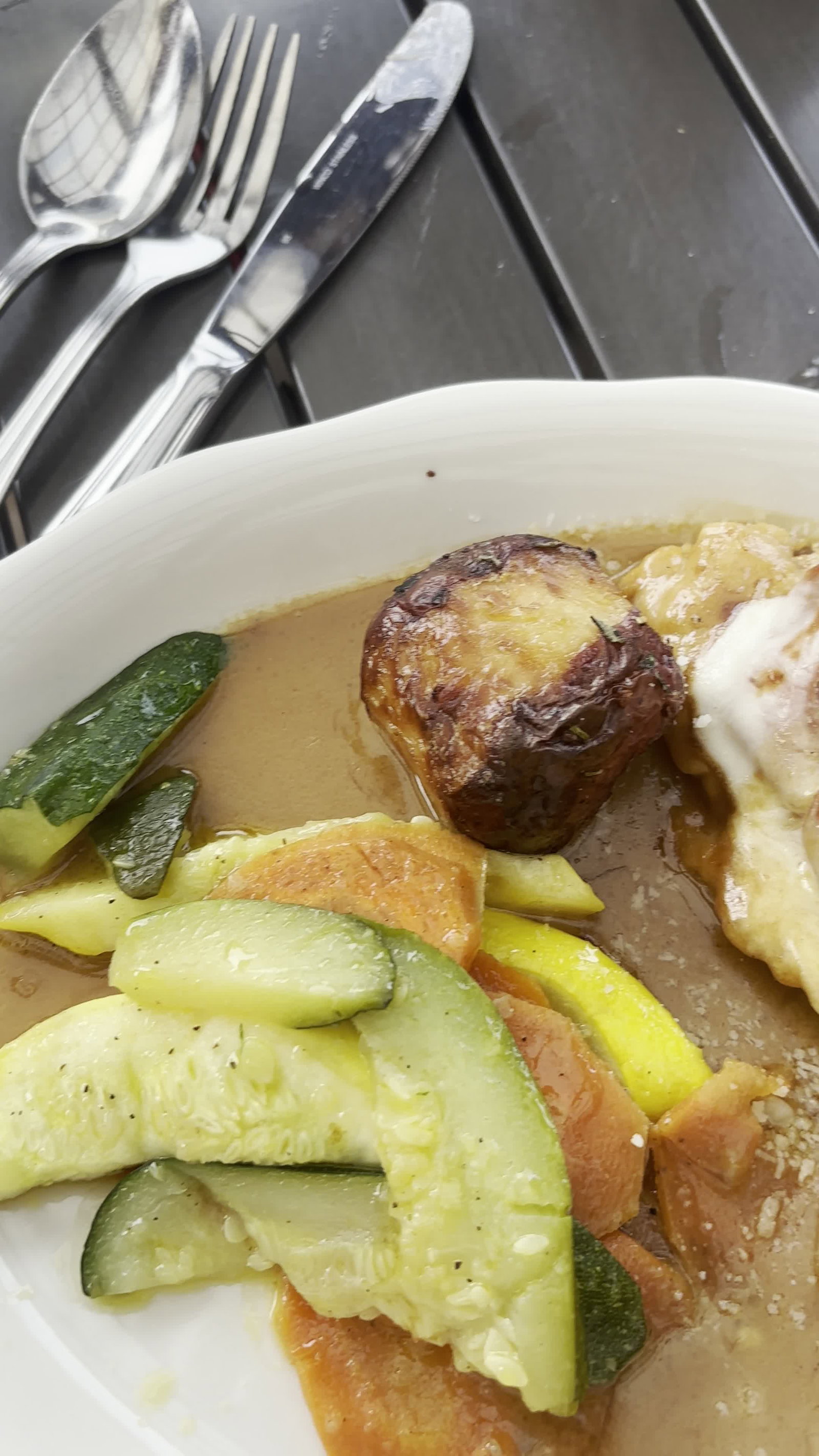 Video review of Casa Bella