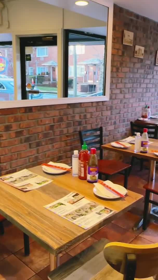 Video review of Saigon Bistro