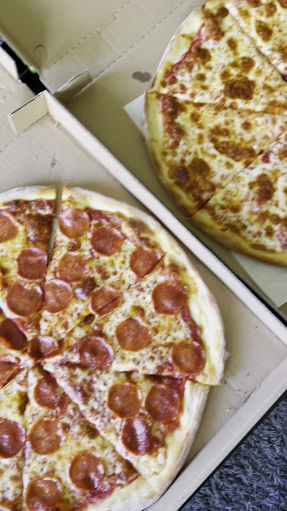 Togos Kitchen Pizza