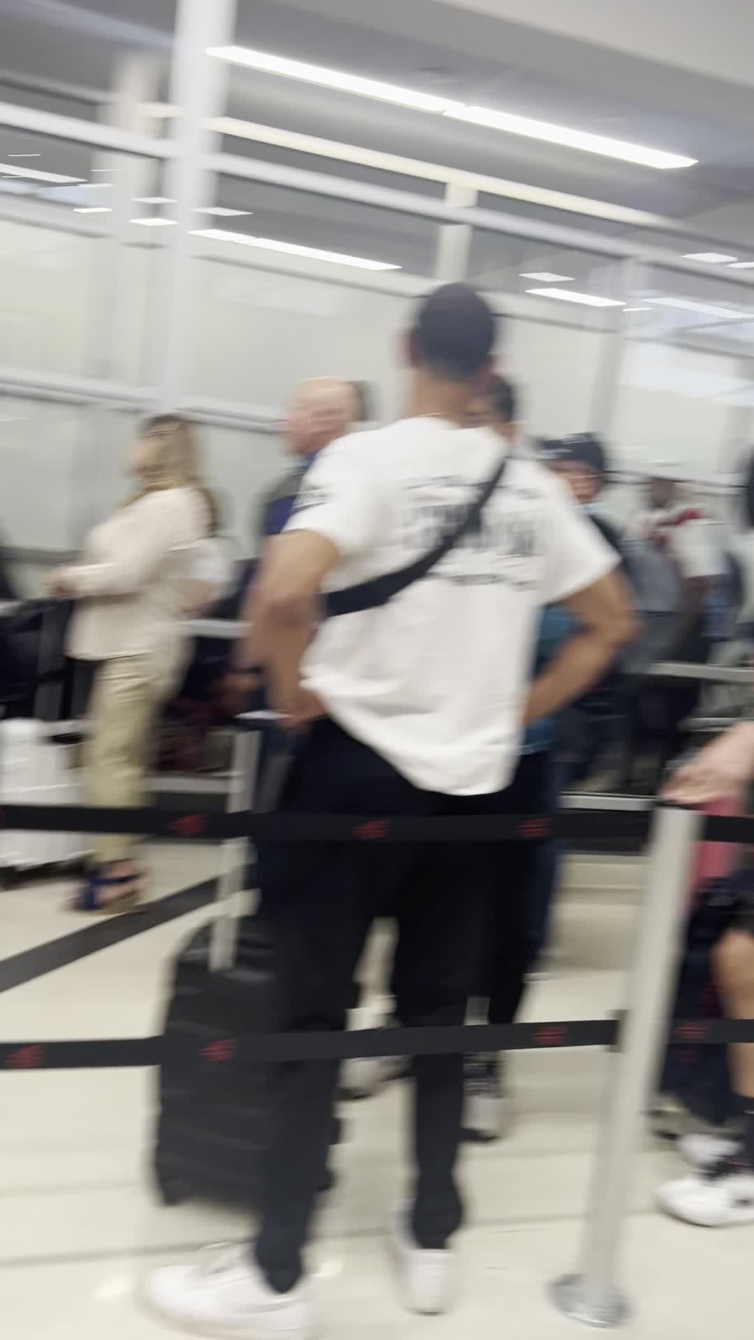 Tsa Checkpoint Main - Atlanta International Airport