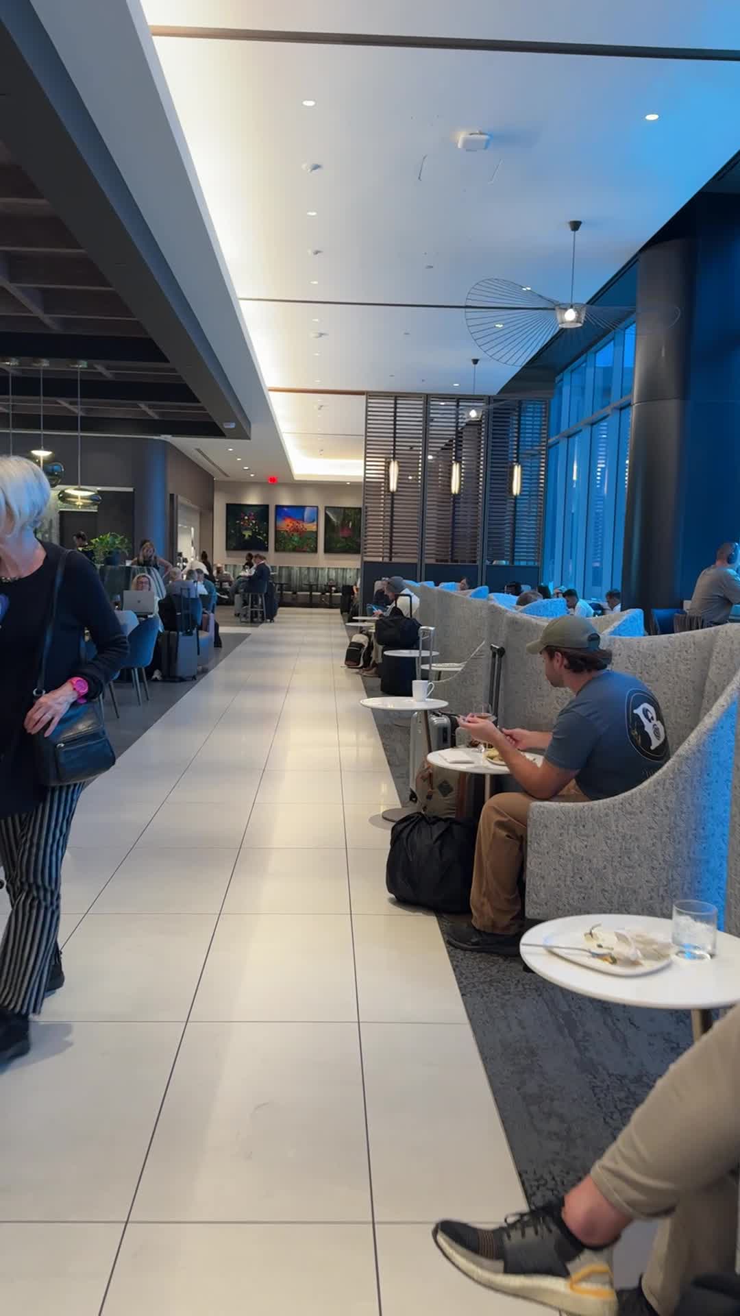 Hartsfield-Jackson Atlanta International Airport (ATL)