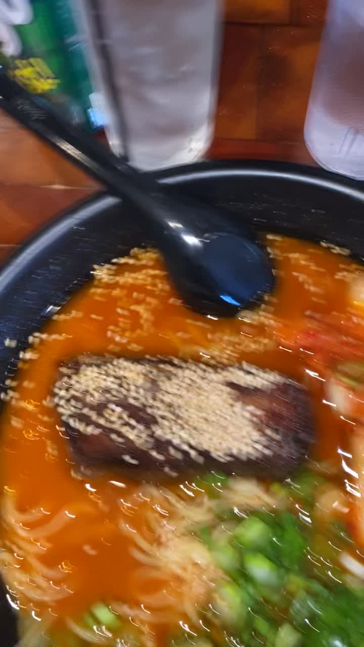 Video review of Johnny Noodle King