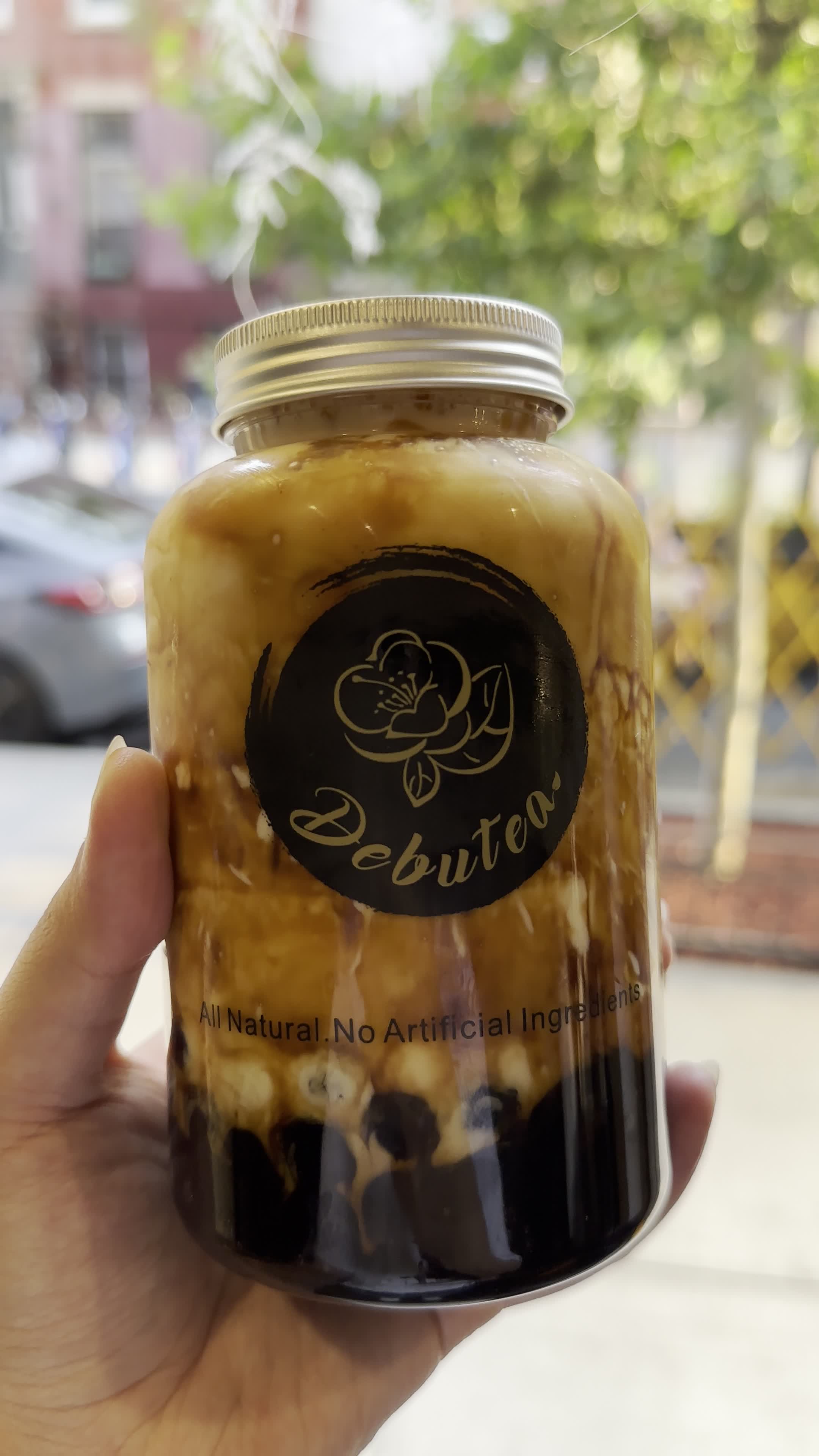 Debutea