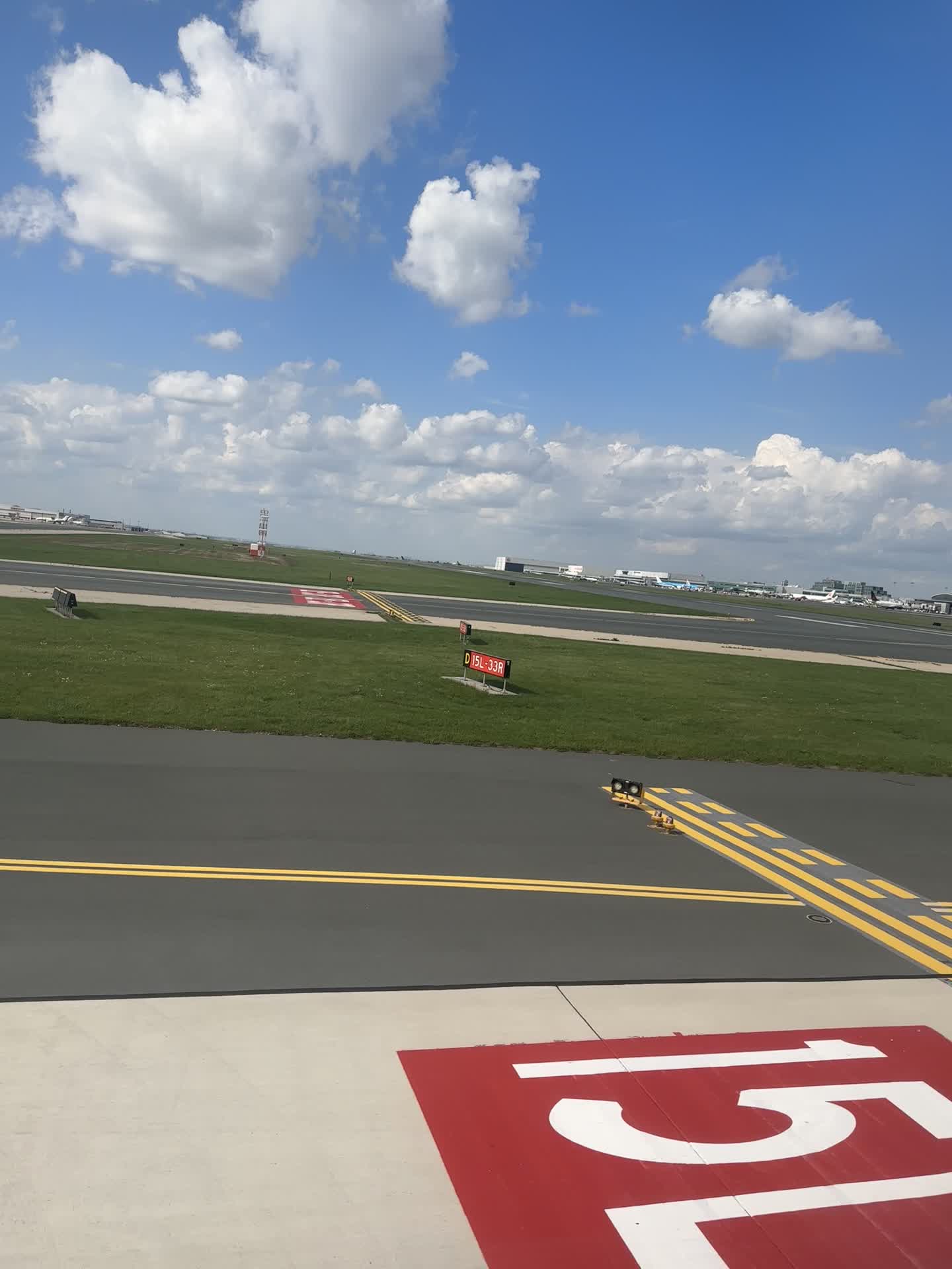Toronto Pearson International Airport (YYZ)