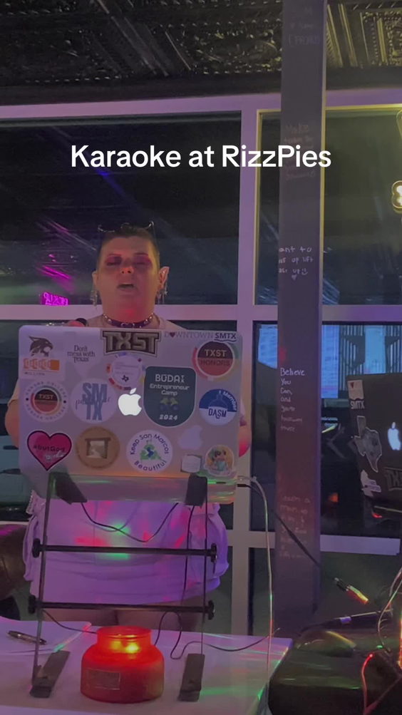  RIZZ PIES