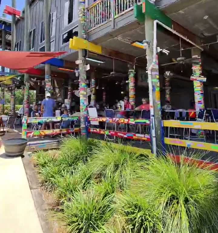 Video review of Tacky Jack's Gulf Shores
