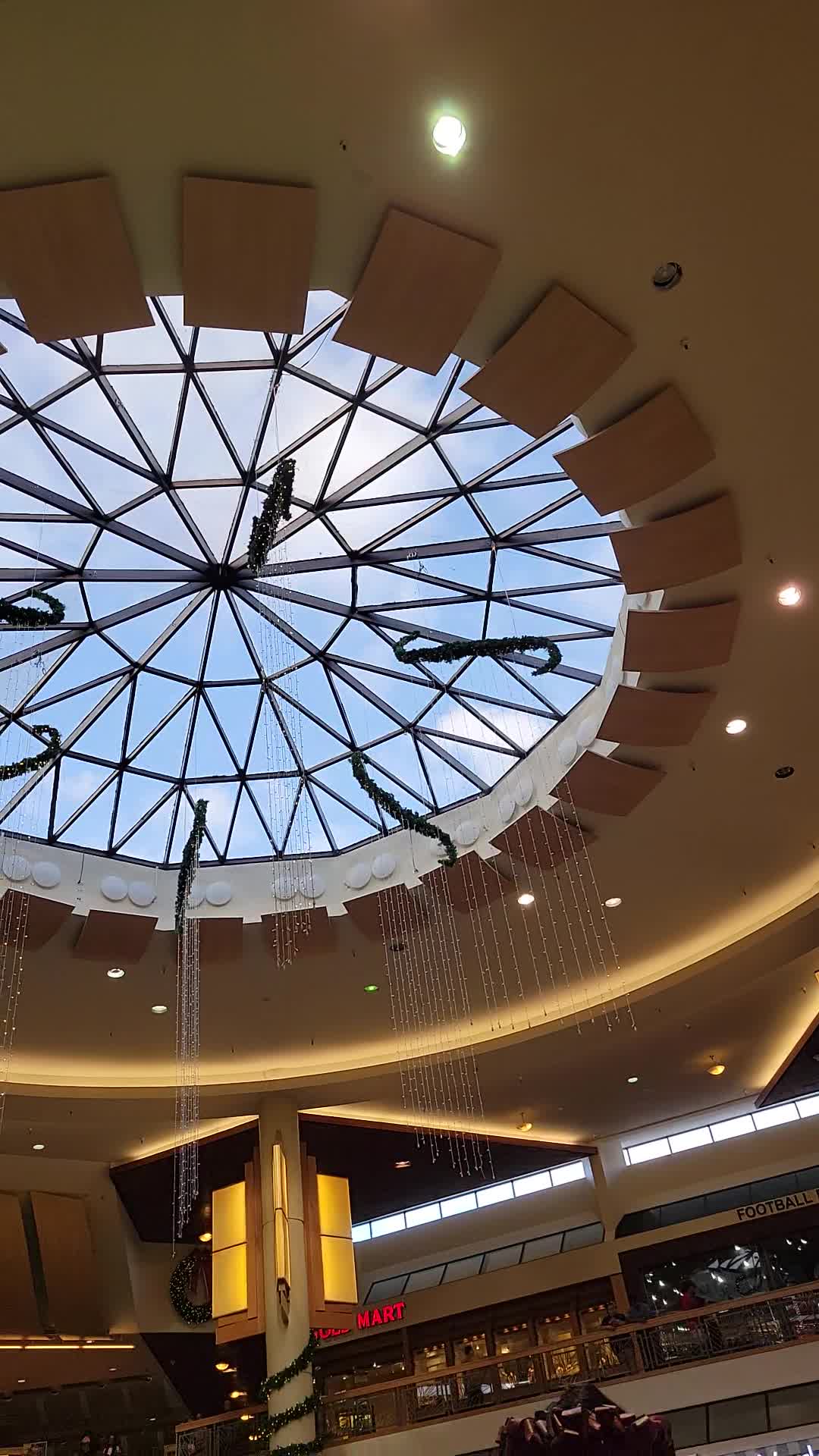 Video review of Windward Mall