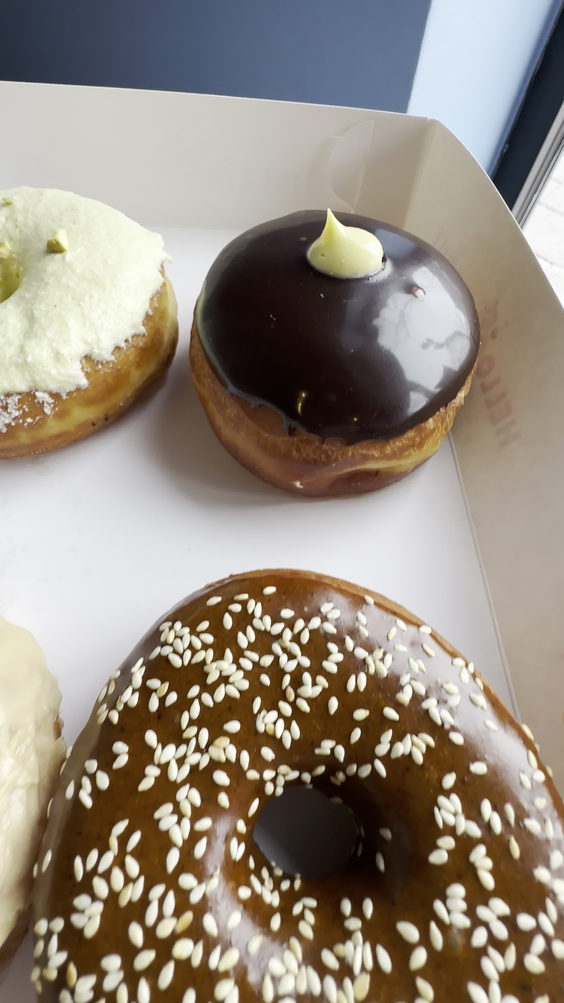 Hello Donuts