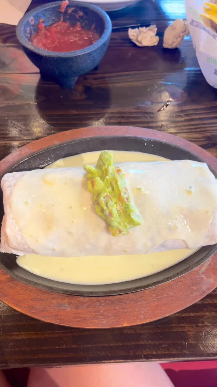 Cantina Louie