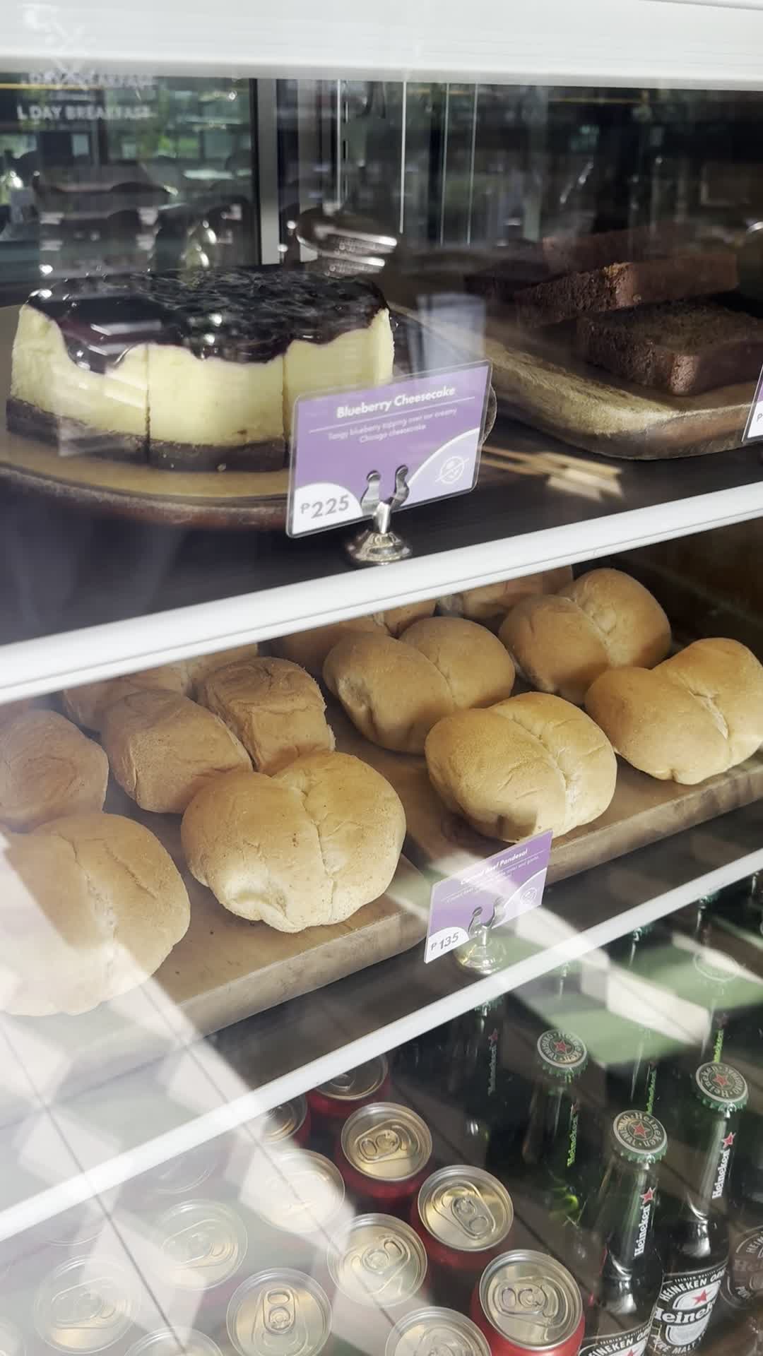 The Coffee Bean & Tea Leaf