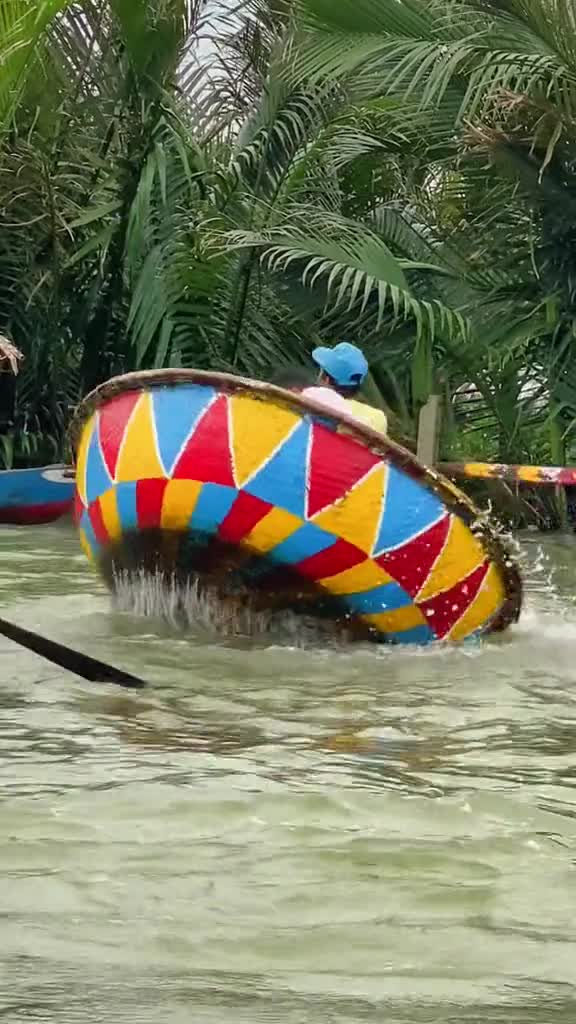 Basket boat Tour ( hangcoconut)
