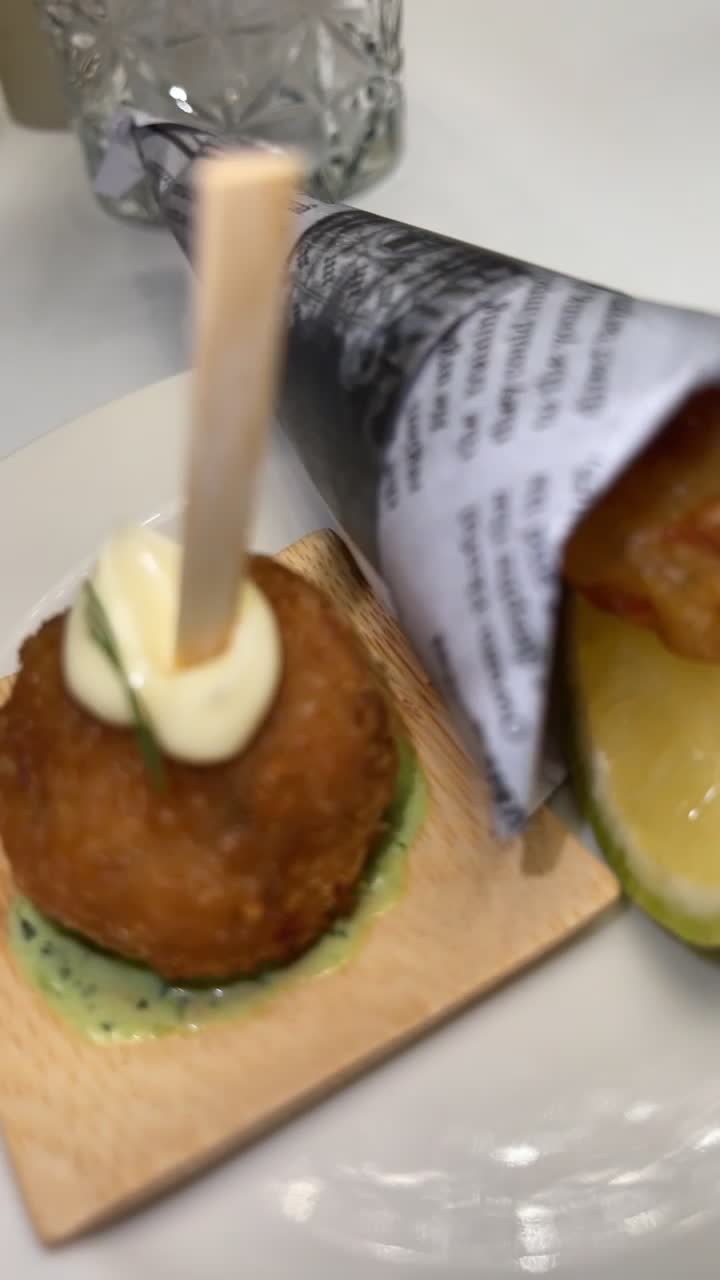 Video review of Mövenpick Ambassador Hotel