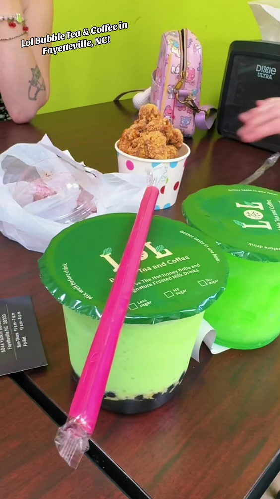 LOL Bubble Tea & Coffee