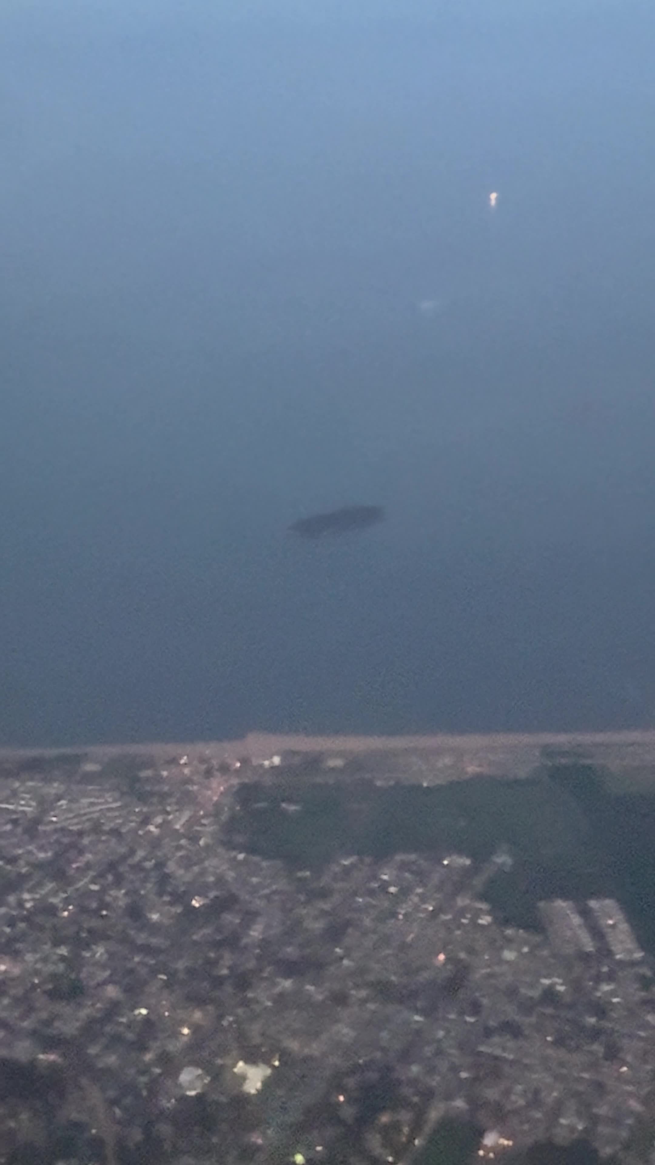 LaGuardia Airport (LGA)