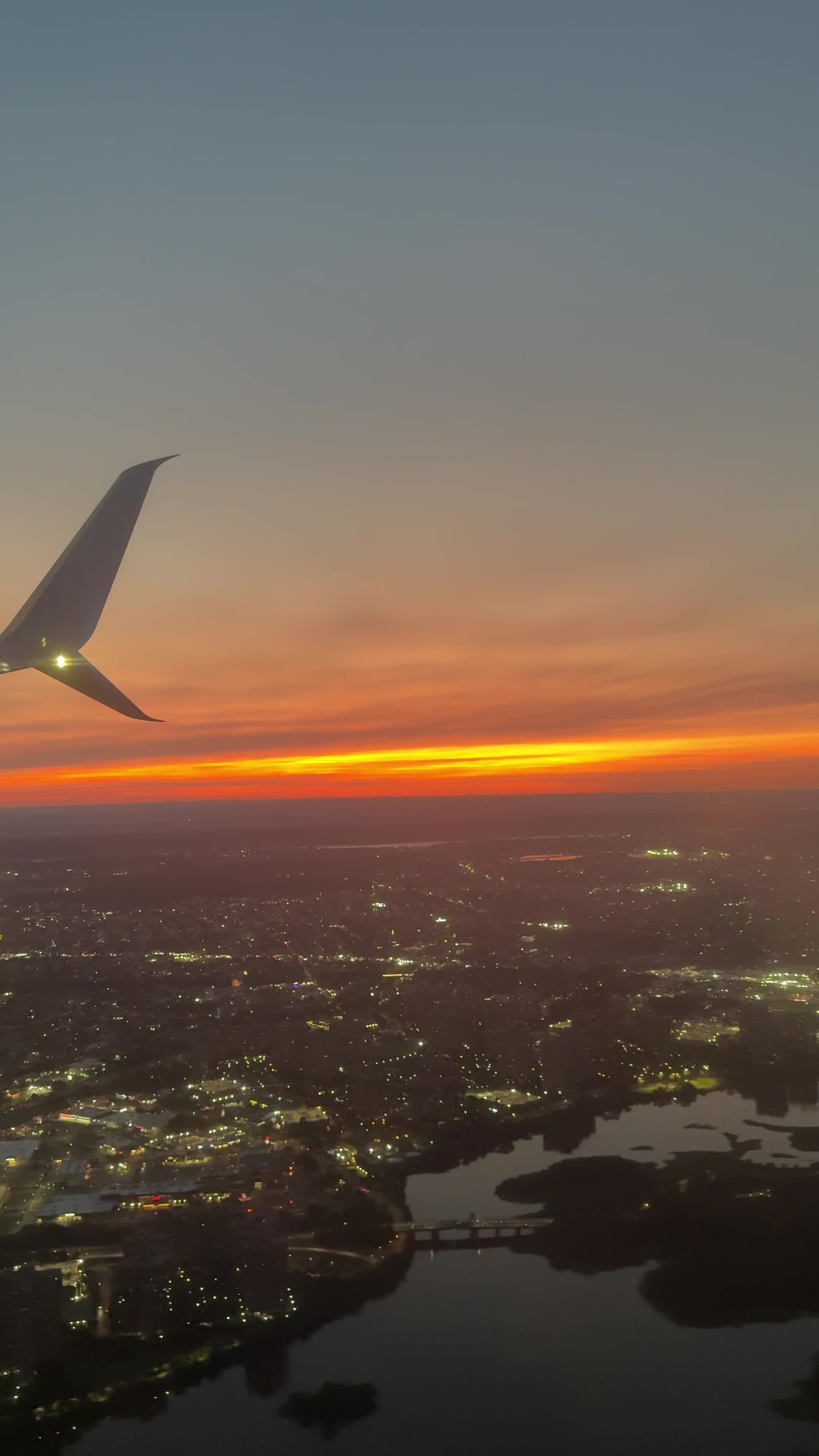 LaGuardia Airport (LGA)