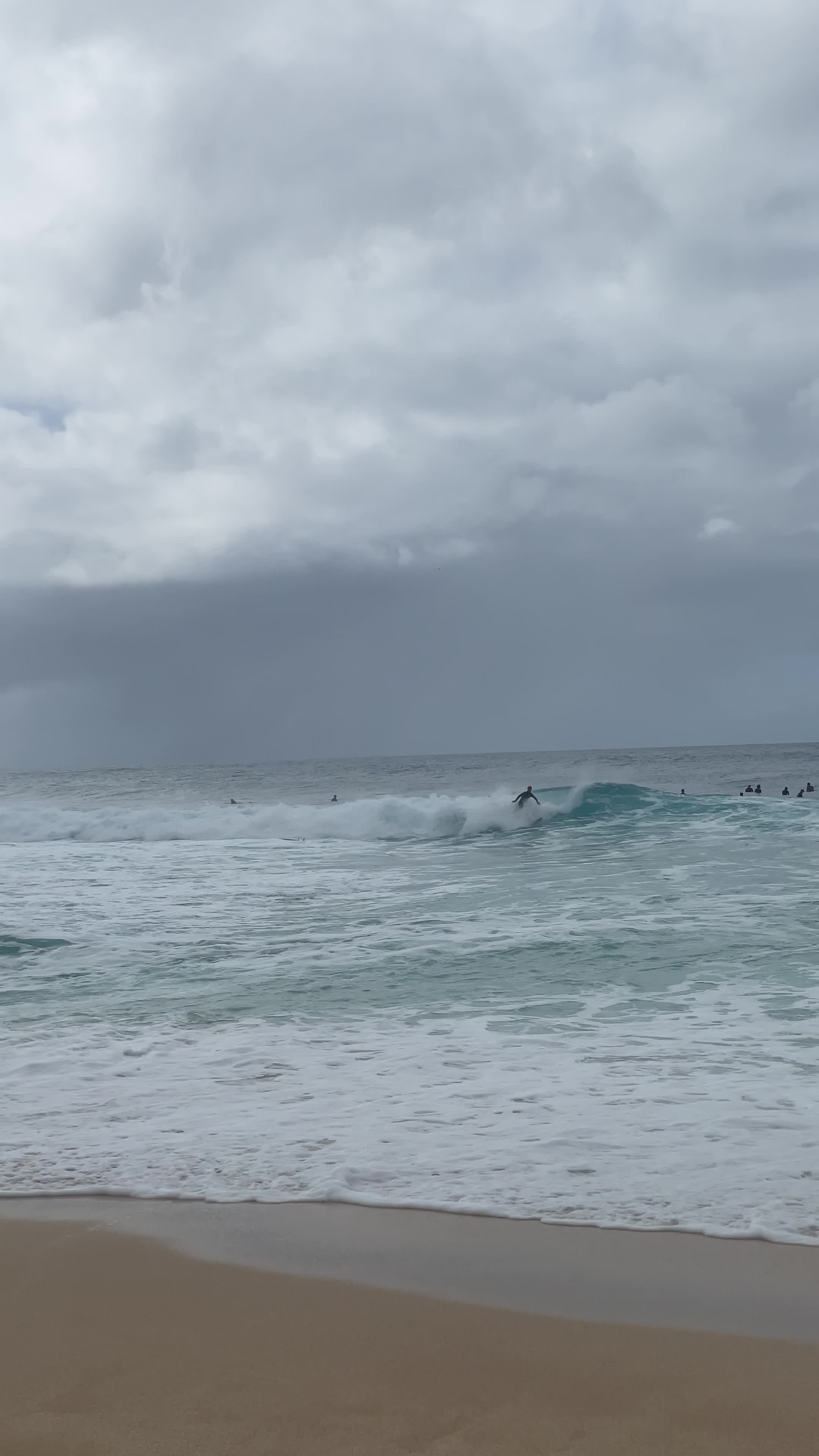 Video review of Banzai Pipeline