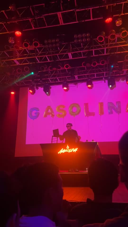 Video review of House of Blues