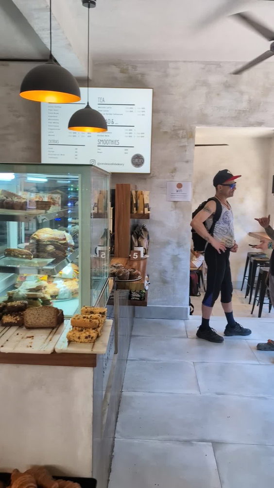 Circles Cafe & Bakery