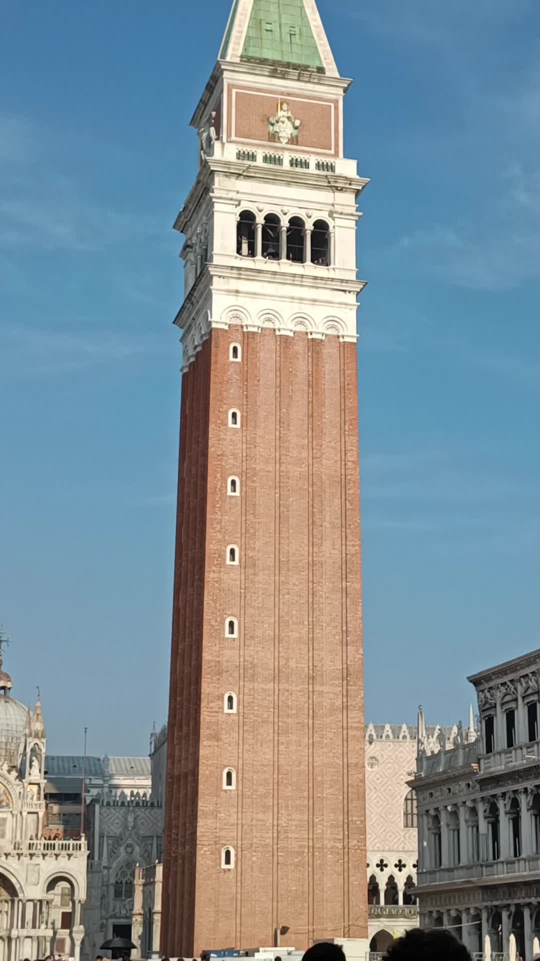 Video review of Saint Mark's Square (Piazza San Marco)