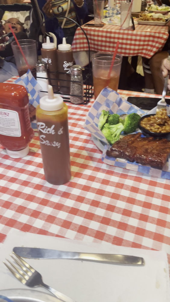 Famous Dave's