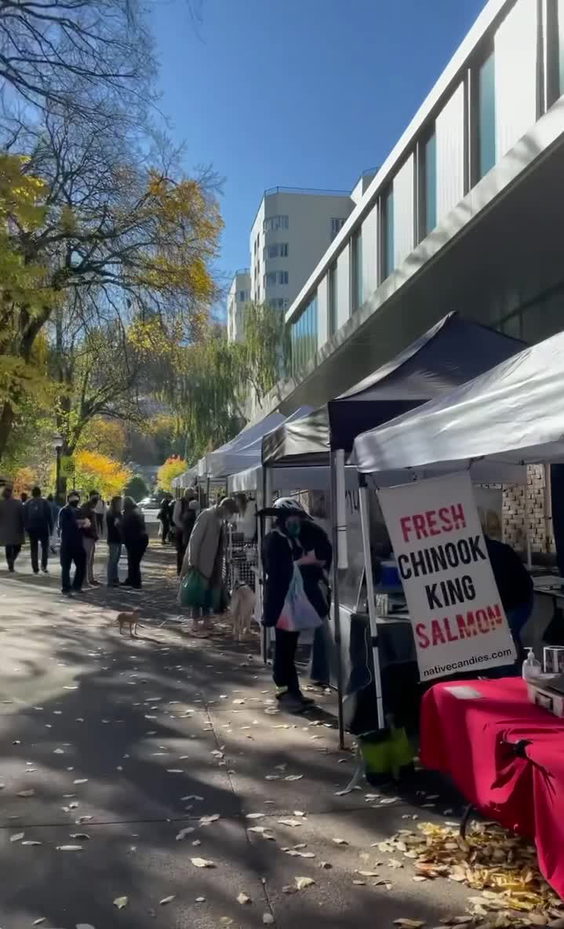 Portland Farmer's Market at PSU