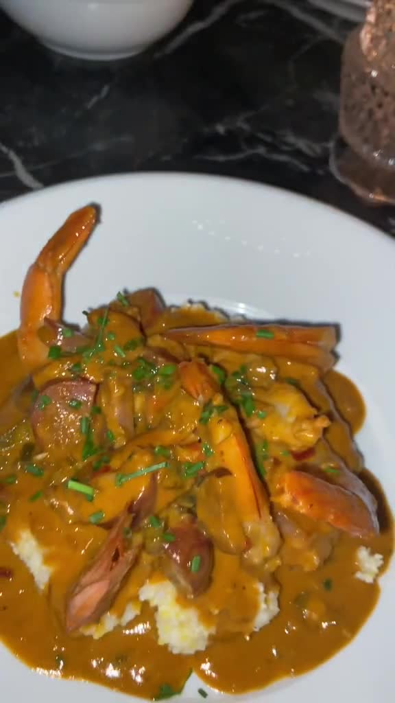 Video review of Rex at the Royal