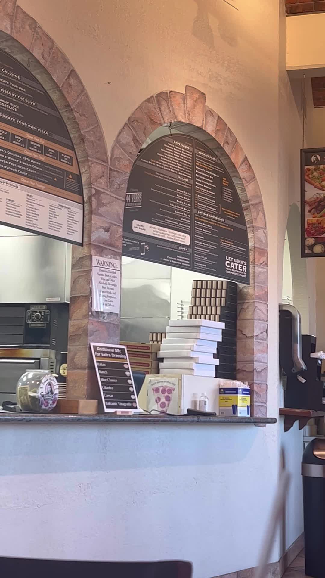 Gina's Pizza