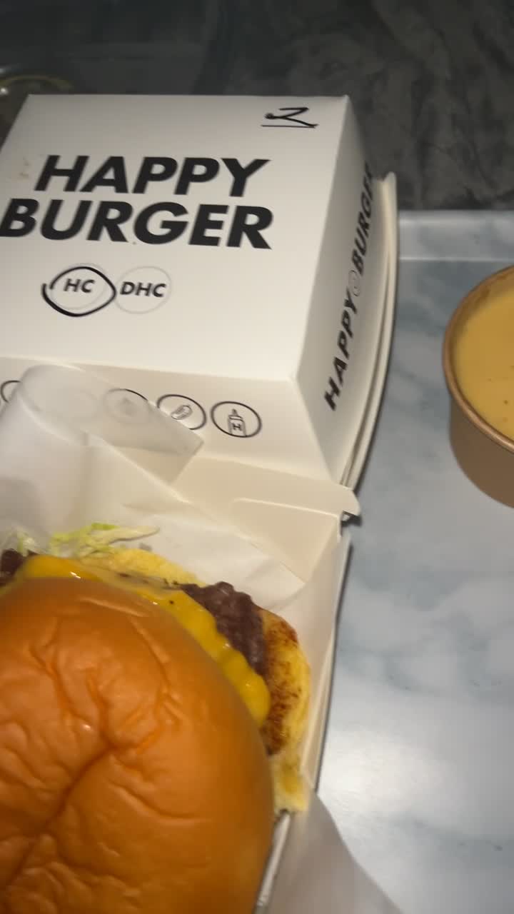 Happy Burger