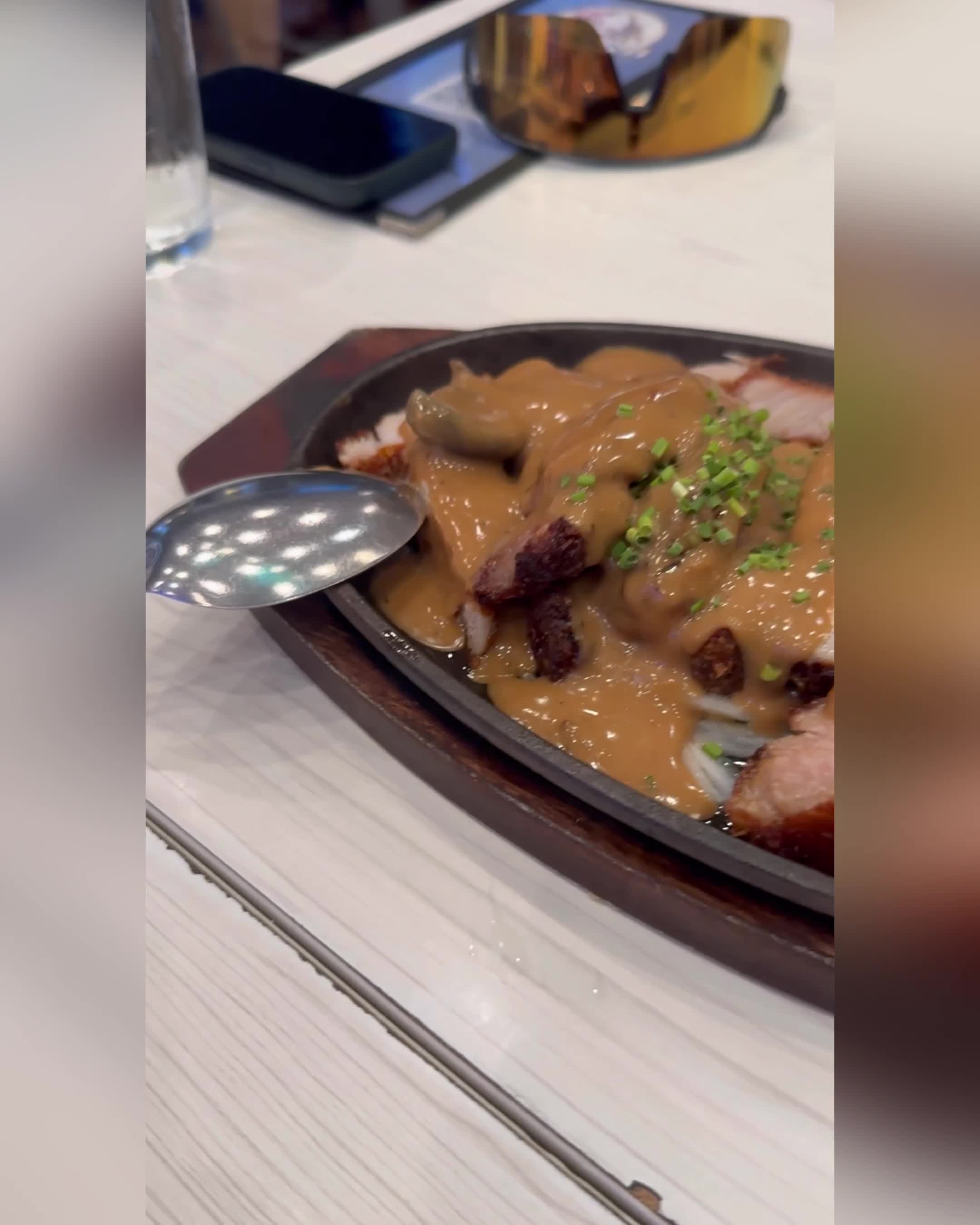 Moani Island Bistro & Bar