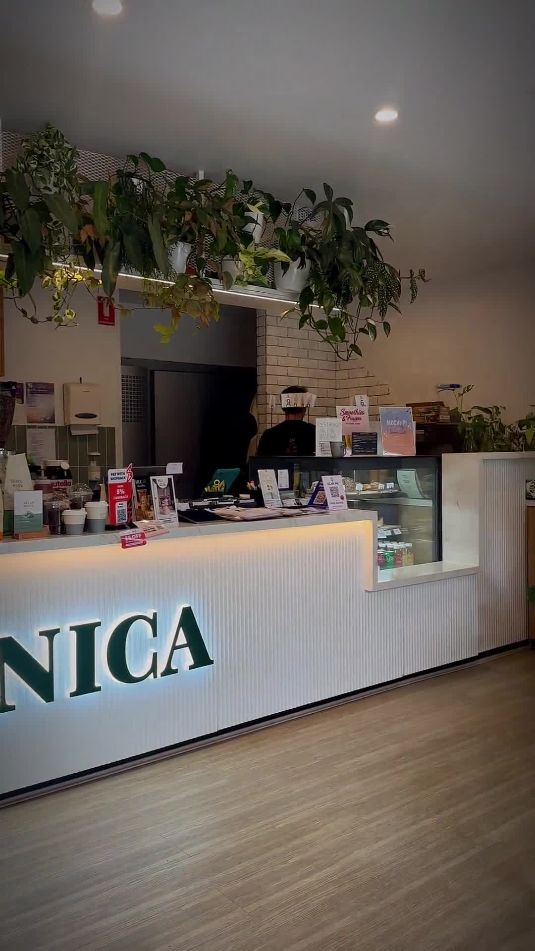 Cafe Botanica
